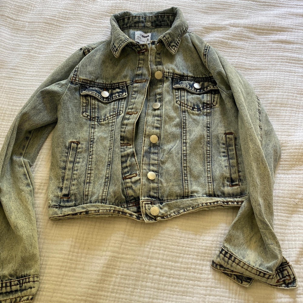 Denim jacket size small